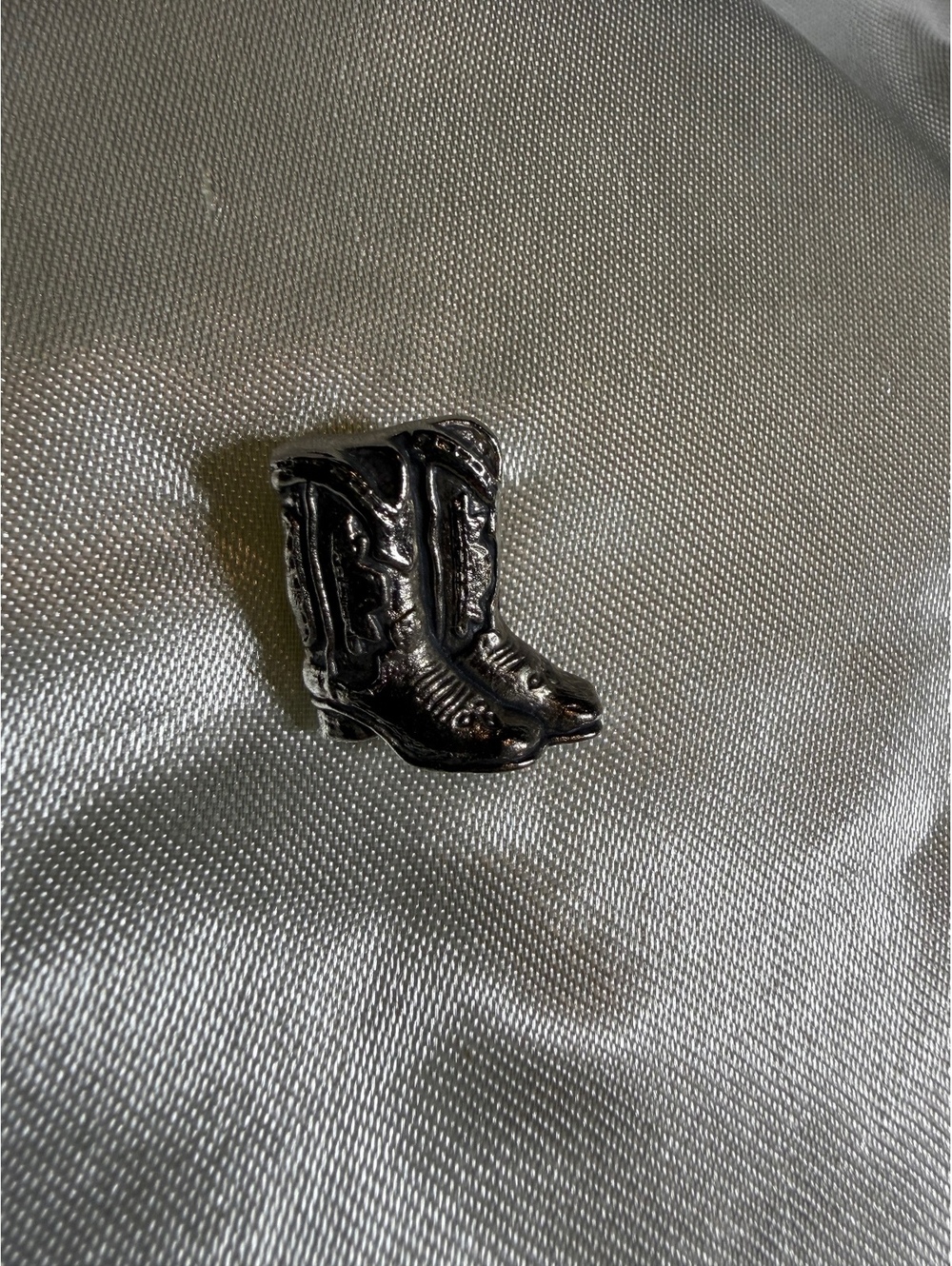 Cowboy boots lapel pin